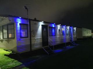 H&B Caravan on Marine Holiday Park - Rhyl - 9