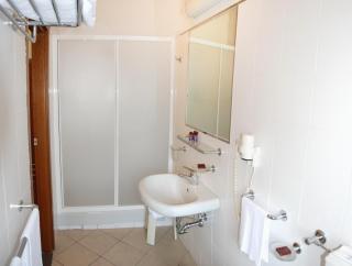 Hotel Olimpic - Castel Maggiore - 5
