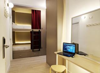 Broz Hostel - Granada - 2