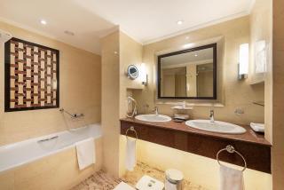 Nairobi Serena Hotel - 1