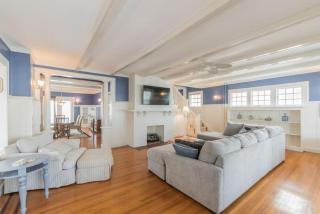 Beach Block 7 bdrms Parking Patio and Sunroom - Atlantic City - 0