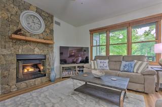 Blue Ridge Mtn Views Condo with Furnished Balcony - 7