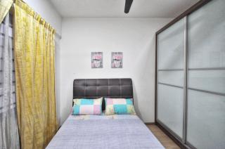 Rusnoor Homestay Alami Residensi 2-19-2 - Shah Alam - 1