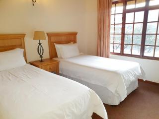 124 Fairways Drakensberg Gardens - 9