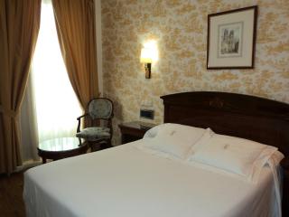 Hotel Colón Plaza - Valladolid - 5