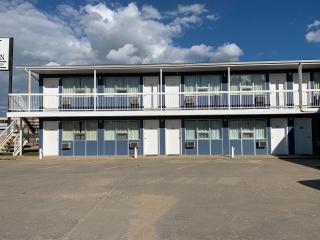 Raven Motor Inn - 3