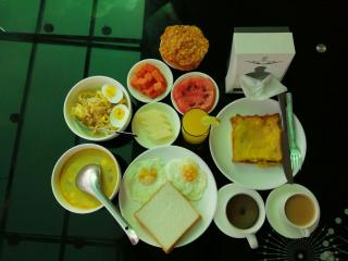 Golden Gate China Town Hotel - Yangon - 8