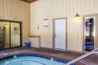 Mammoth Ski & Racquet 93K - Mammoth Lakes - 8