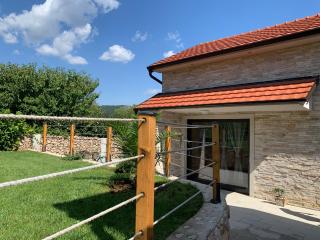 Kameni dvori - Donji Proložac - 1