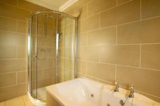 Loch Ness Lodge - Drumnadrochit - 8