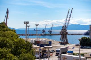 Apartments Harbour View - Rijeka - 8