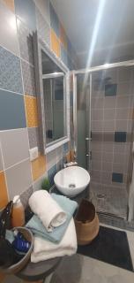 Le Paon chaleureux et calme entre Paris et Disneyland - 4