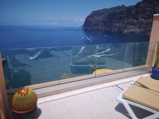 Luxury Apt. with Stunning Sea View - 5