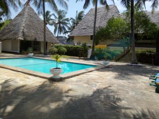 Glory Ocean Villas - Diani - Praia de Diani - 9