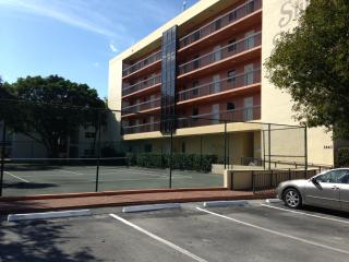 Surfsider Resort - A Timeshare Resort - Pompano Beach - 3