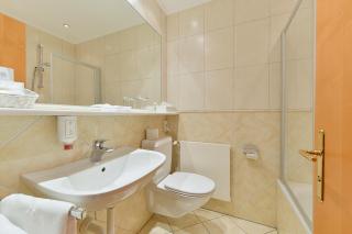 Das Schiff in den Bergen - 8