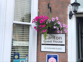 Carlton Guest House - 8