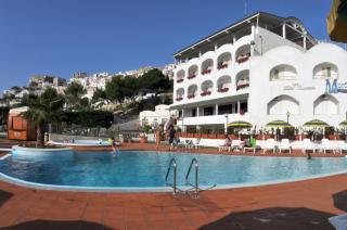 Morcavallo Hotel & Wellness - 0