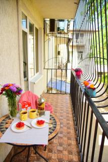 Center of Odessa. Comfortable 2 rooms apartment - Odessa - 3