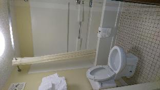 Travelodge by Wyndham Knoxville East - 6