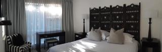 Rosebank Lodge Guesthouse by Claires - Joanesburgo - 1