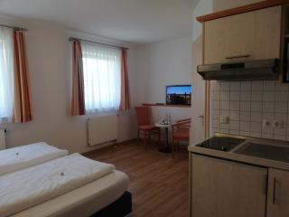 Mikro Apartments Erding - Erding - 6