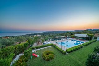 Lucia Simona Villas - Mousata - 3