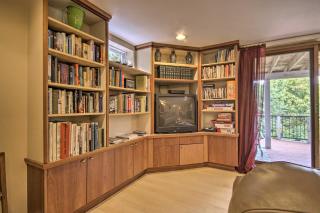 Harpers Ferry Apartment with Private Pool and Hot Tub! - Harpers Ferry - 6