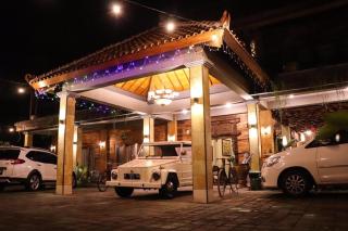 Khanaya Hotel Borobudur - 2