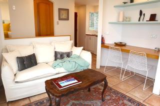 Naxos - Med style castle, ocean views from every room! - Bowentown - 3
