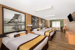 Super 8 by Wyndham Baker City - Baker City - 5