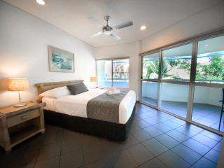 Beach Terraces - Port Douglas - 1