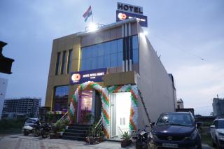 HOTEL ROYAL ORBIT - Neemrana - 0