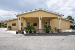 Woodridge Inn and Suites - Miami - 0