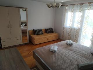 BUTO br. 2 (2+2 pax) - Crikvenica - 3