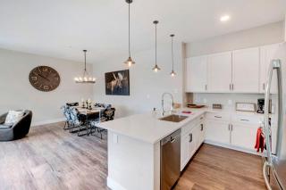 New Luxury Loft 208 I Huge Hot Tub I Great Views I Best Price I FREE Adventures Daily - Winter Park - 2