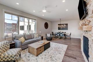 New Luxury Loft 208 I Huge Hot Tub I Great Views I Best Price I FREE Adventures Daily - Winter Park - 3