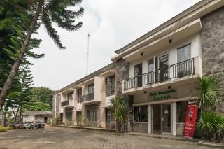 RedDoorz Syariah Plus @ Wisma Bougenville Karawaci - Tangerang - 6