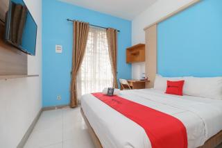 RedDoorz Syariah Plus @ Wisma Bougenville Karawaci - Tangerang - 0