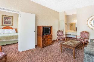 Days Inn by Wyndham Princeton - Princeton - 6
