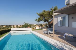 Effies Cozy Villa-Spectacular View and Playground - Roussospítion - 1