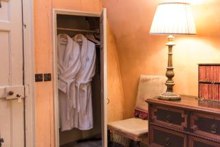 Queen Mary's Chamber - 6