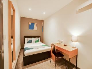 Snooze Hotel - Corby - 7