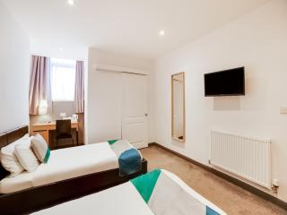 Snooze Hotel - Corby - 5