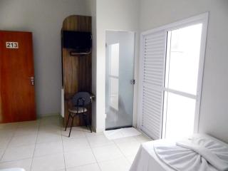Hotel Redentor - Santa Vitória - 6