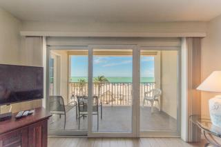 Ocean Views - Updated 3/2 - Beach Place #207 - 1