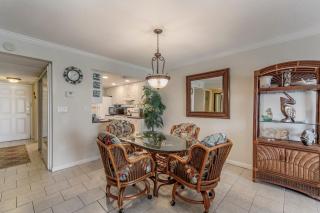 Top Floor Direct Beachfront - Madeira Norte #510 - 2