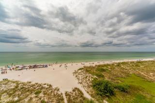 Top Floor Direct Beachfront - Madeira Norte #510 - 9