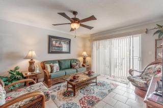 Top Floor Direct Beachfront - Madeira Norte #510 - 1