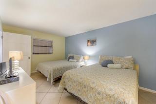 407 Beach Place Condos - St Pete Beach - 5